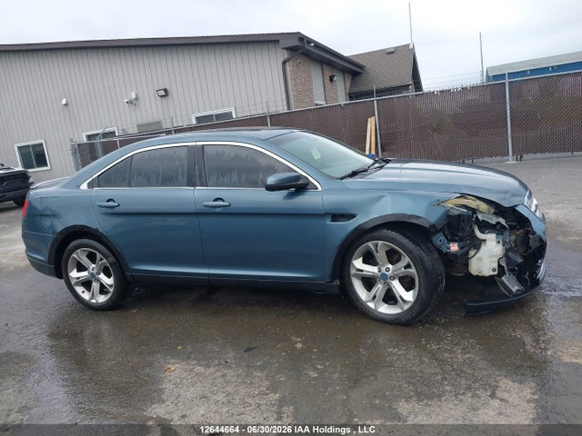 12644664 :رقم المزاد ، 1FAHP2KT9AG102414 vin ، 2010 Ford Taurus مزاد بيع