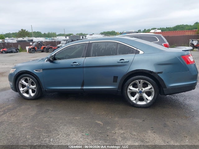 12644664 :رقم المزاد ، 1FAHP2KT9AG102414 vin ، 2010 Ford Taurus مزاد بيع