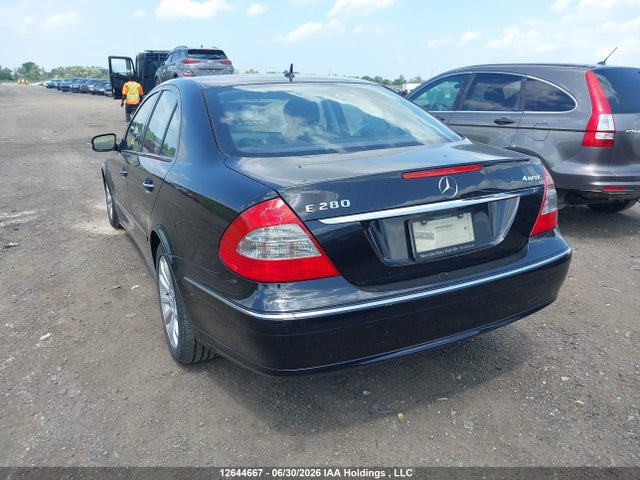 2007 Mercedes-benz E-class მანქანა იყიდება აუქციონზე, vin: WDBUF92X27B117302, აუქციონის ნომერი: 12644667