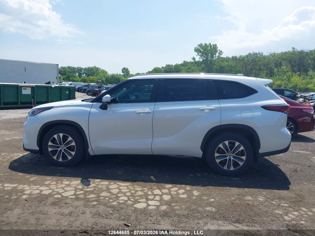 12644685 :رقم المزاد ، 5TDKBRCH4RS144444 vin ، 2024 Toyota Highlander Hybrid Xle مزاد بيع