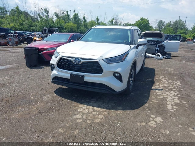 12644685 :رقم المزاد ، 5TDKBRCH4RS144444 vin ، 2024 Toyota Highlander Hybrid Xle مزاد بيع