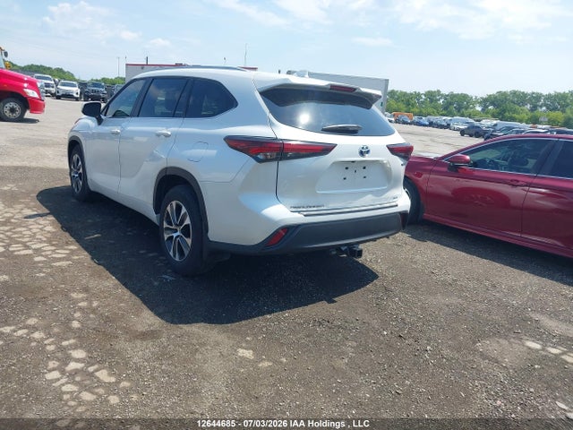 12644685 :رقم المزاد ، 5TDKBRCH4RS144444 vin ، 2024 Toyota Highlander Hybrid Xle مزاد بيع