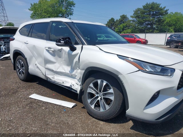 12644685 :رقم المزاد ، 5TDKBRCH4RS144444 vin ، 2024 Toyota Highlander Hybrid Xle مزاد بيع