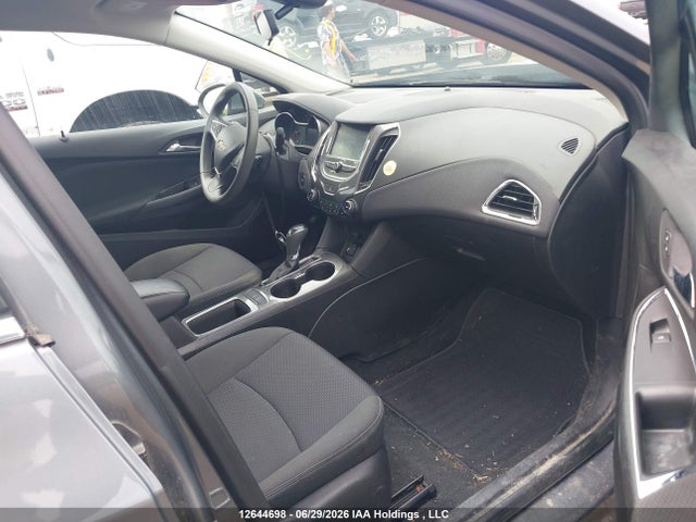 Chevrolet CRUZE LT 2018 1G1BE5SM9J7124082 Image 5