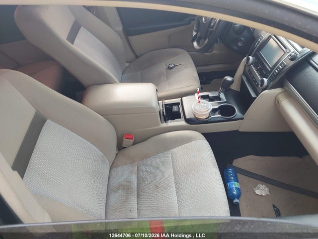 12644706 :رقم المزاد ، 4T1BF1FK9CU010413 vin ، 2012 Toyota Camry Se/le/xle مزاد بيع