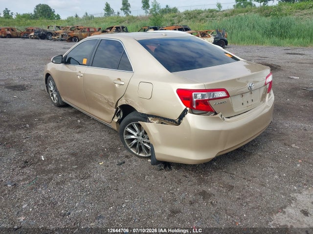 12644706 :رقم المزاد ، 4T1BF1FK9CU010413 vin ، 2012 Toyota Camry Se/le/xle مزاد بيع