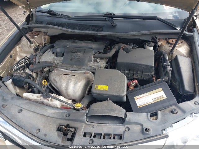 12644706 :رقم المزاد ، 4T1BF1FK9CU010413 vin ، 2012 Toyota Camry Se/le/xle مزاد بيع