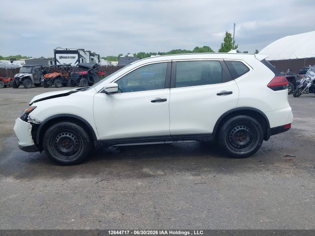 12644717 :رقم المزاد ، 5N1AT2MT1JC837881 vin ، 2018 Nissan Rogue S/sl مزاد بيع