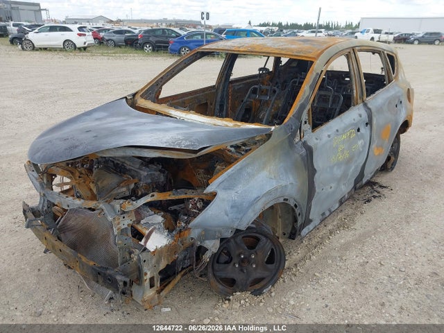 2T3BFREV1FW255874 Toyota RAV4 LE