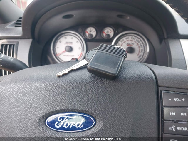 12644725 :رقم المزاد ، 1FAHP3FN9BW154585 vin ، 2011 Ford Focus مزاد بيع