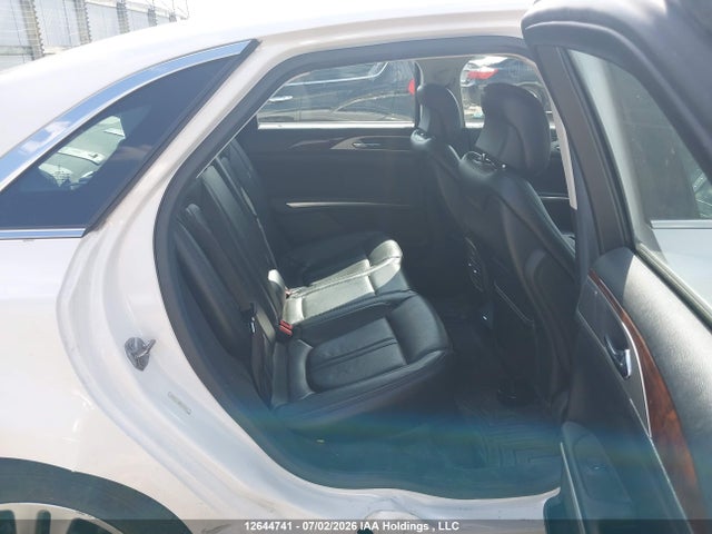3LN6L2LU5FR628085 Lincoln MKZ HYBRID
