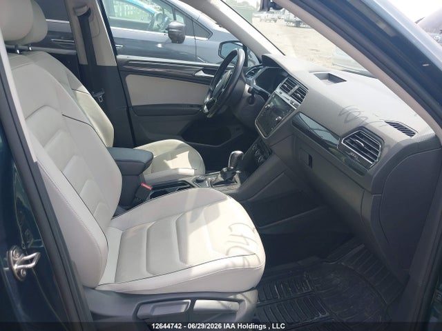 3VV4B7AX4JM036726 Volkswagen Tiguan Sel Premium