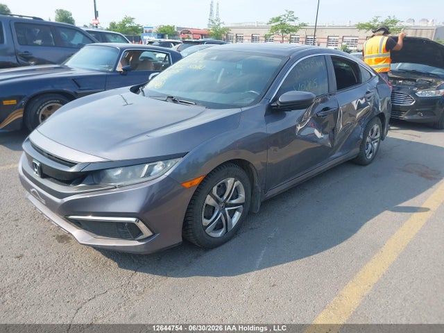 Honda CIVIC SEDAN 2019 2HGFC2F75KH041015 Image 2