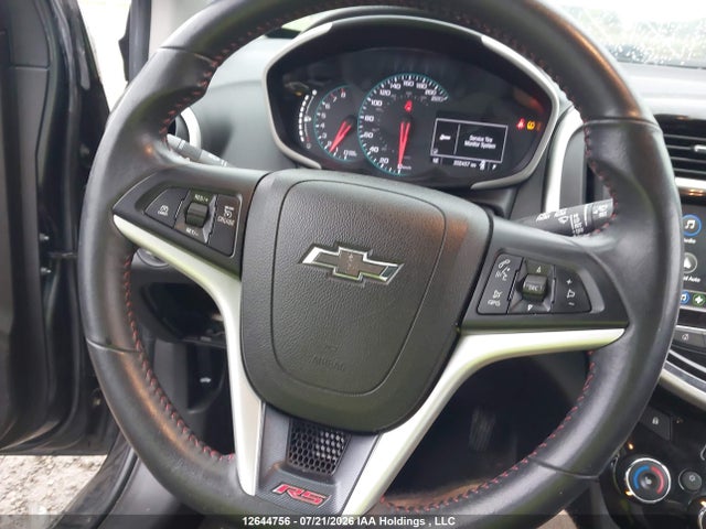 Chevrolet Sonic Lt Auto 2018 1G1JD6SB5J4108417 Image 17