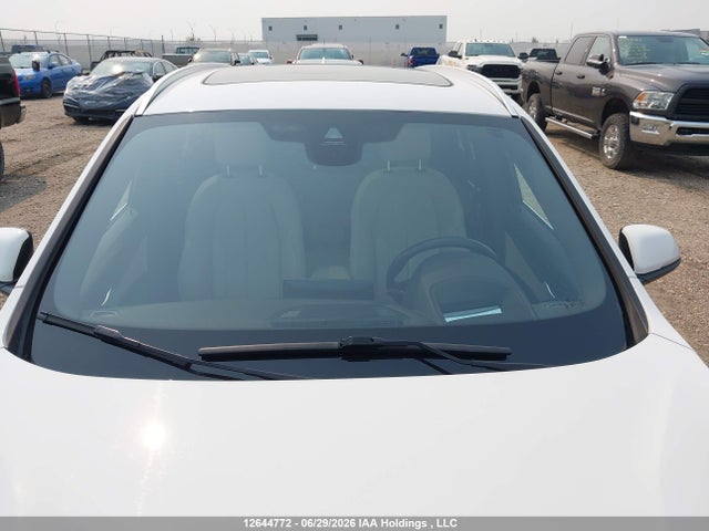 WBXHT3C35G5E54622 BMW X1 Xdrive28i
