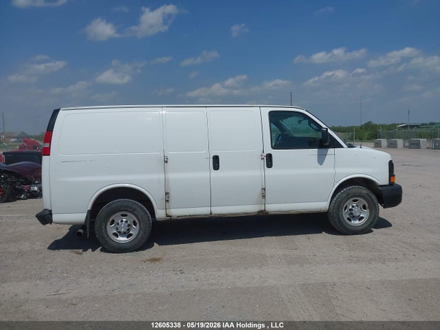 2016 Chevrolet Express 2500 1wt მანქანა იყიდება აუქციონზე, vin: 1GCWGAFF0G1129061, აუქციონის ნომერი: 12605338