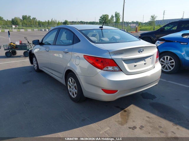 Hyundai ACCENT GL 2014 KMHCT4AE9EU771400 Image 3