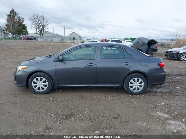 2013 Toyota Corolla Ce მანქანა იყიდება აუქციონზე, vin: 2T1BU4EE7DC028835, აუქციონის ნომერი: 12601947