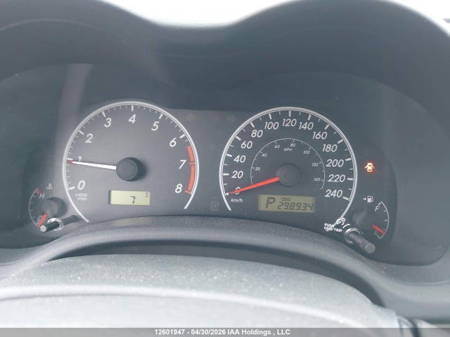 2013 Toyota Corolla Ce მანქანა იყიდება აუქციონზე, vin: 2T1BU4EE7DC028835, აუქციონის ნომერი: 12601947