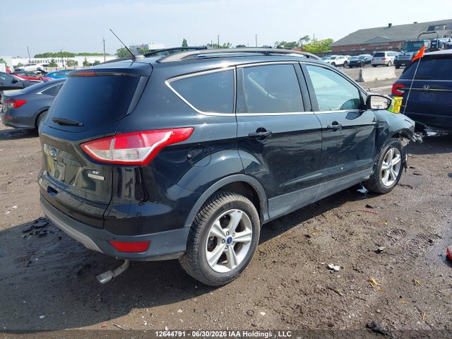 1FMCU0GX7GUB63862 Ford ESCAPE SE