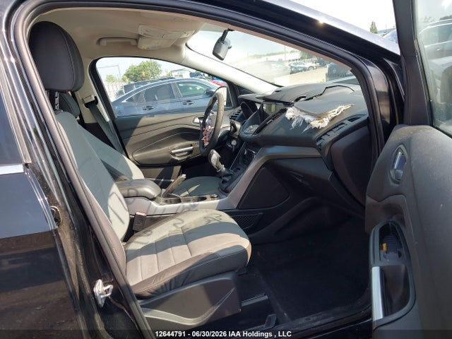 1FMCU0GX7GUB63862 Ford ESCAPE SE
