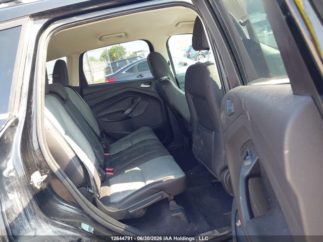 1FMCU0GX7GUB63862 Ford ESCAPE SE