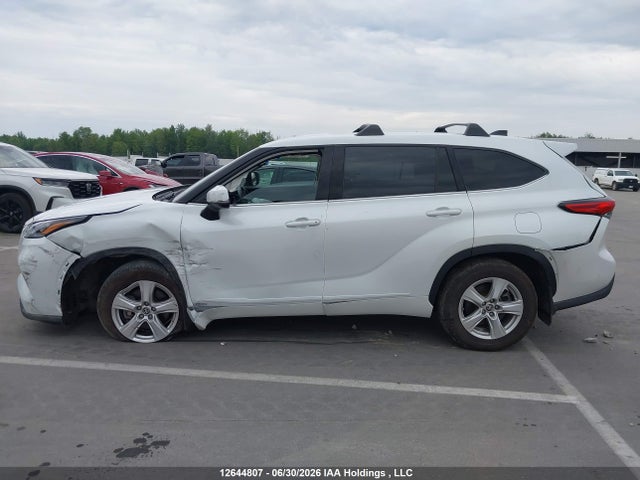 Aukcja sprzedaży 2022 Toyota Highlander Hybrid Le, vin: 5TDBBRCH5NS559282, numer aukcji: 12644807