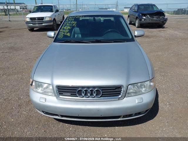 2001 Audi A4 2.8 Quattro მანქანა იყიდება აუქციონზე, vin: WAUDH68D41A122082, აუქციონის ნომერი: 12644821