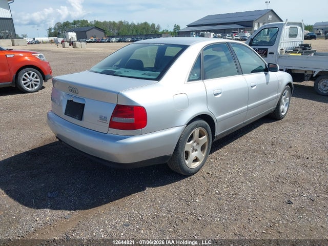 2001 Audi A4 2.8 Quattro მანქანა იყიდება აუქციონზე, vin: WAUDH68D41A122082, აუქციონის ნომერი: 12644821