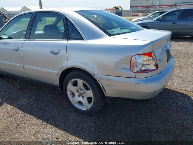 2001 Audi A4 2.8 Quattro მანქანა იყიდება აუქციონზე, vin: WAUDH68D41A122082, აუქციონის ნომერი: 12644821