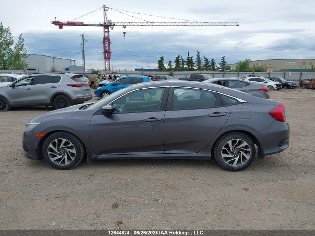 2017 Honda Civic Ex მანქანა იყიდება აუქციონზე, vin: 2HGFC2F81HH033592, აუქციონის ნომერი: 12644824