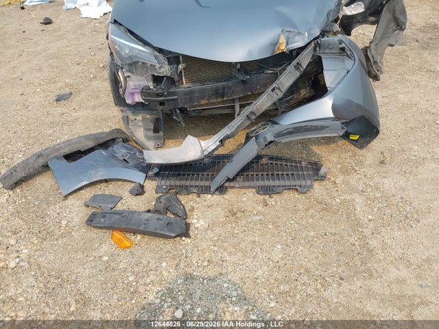 Toyota COROLLA LE 2018 2T1BURHE4JC120568 Image 12