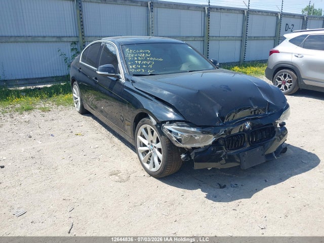 2017 WBA8D9G52HNT91547 main image