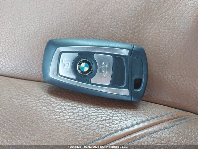 BMW 330i Xdrive 2017 WBA8D9G52HNT91547 Image 10