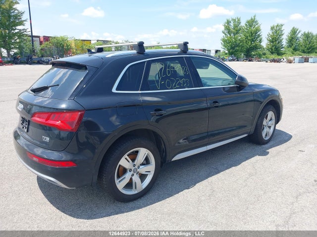 Audi Q5 2.0t Technik 2018 WA1CNAFY5J2022433 Image 4