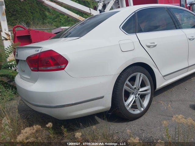 Aukcja sprzedaży 2014 Volkswagen Passat Sel, vin: 1VWCN7A35EC004466, numer aukcji: 12644927