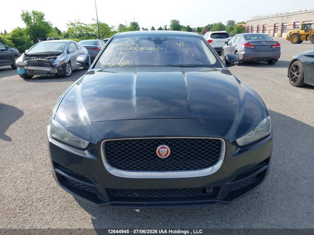 SAJAJ4FN4JCP19605 Jaguar Xe 20d Premium
