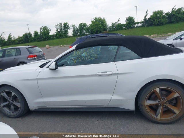 Продажа на аукционе авто 2017 Ford Mustang V6, vin: 1FATP8EM9H5331828, номер лота: 12645013