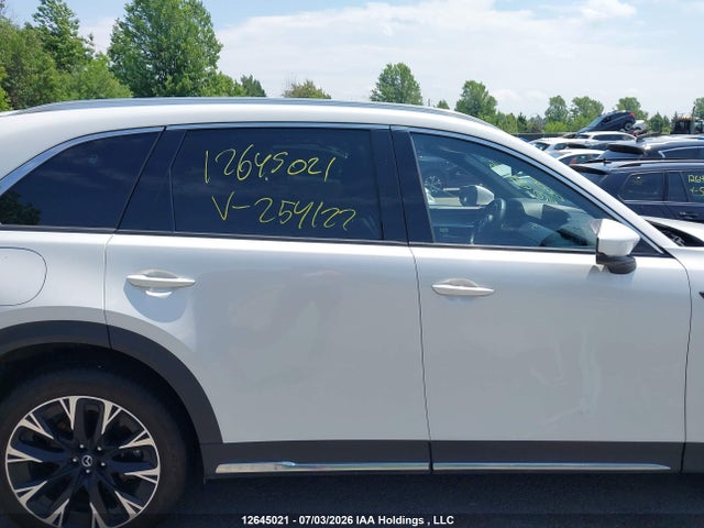 Продажа на аукционе авто 2025 Mazda Cx-90 Plug-in Hybrid Gt, vin: JM3KKDHA5S1254122, номер лота: 12645021