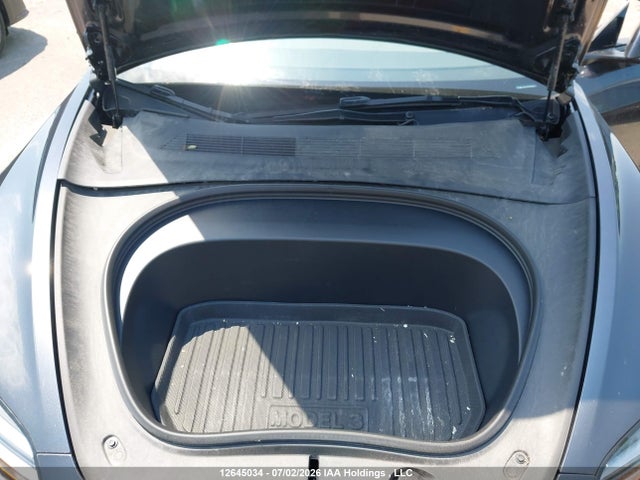 5YJ3E1EA4SF892280 Tesla Model 3 Premium Rear-wheel Drive