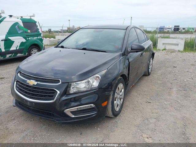 Chevrolet Cruze 2015 1G1PC5SB5F7261893 Image 2