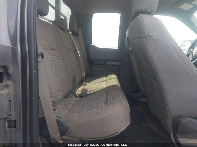 12633468 :رقم المزاد ، 1FTFX1EF8HFA02872 vin ، 2017 Ford F-150 Xlt مزاد بيع