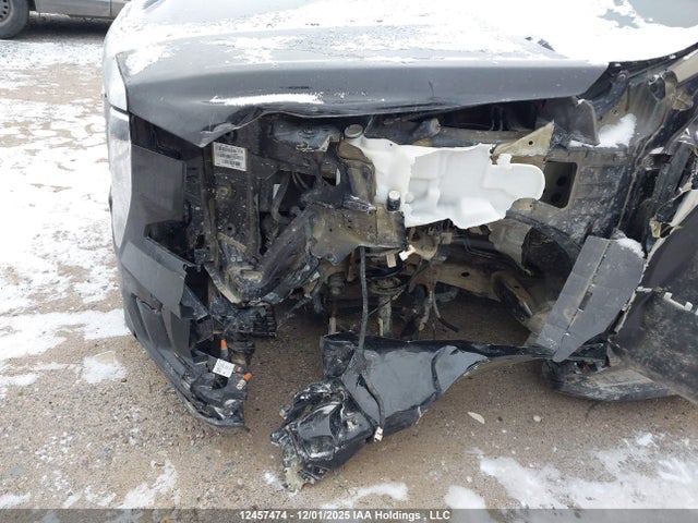 12457474 :رقم المزاد ، 1GKS2FKD0NR174776 vin ، 2022 Gmc Yukon Xl مزاد بيع
