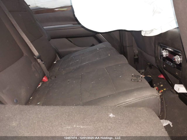 12457474 :رقم المزاد ، 1GKS2FKD0NR174776 vin ، 2022 Gmc Yukon Xl مزاد بيع