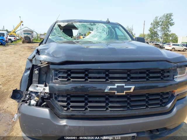 Продаж на аукціоні авто 2017 Chevrolet Silverado K1500/k1500 Ls, vin: 1GCVKNEH5HZ385249, номер лоту: 12645061