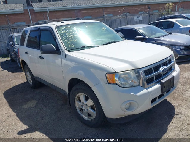 12612791 :رقم المزاد ، 1FMCU0DG3BKB06017 vin ، 2011 Ford Escape Xlt Automatic مزاد بيع
