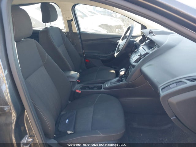 Ford FOCUS SE 2015 1FADP3K29FL211840 Image 5