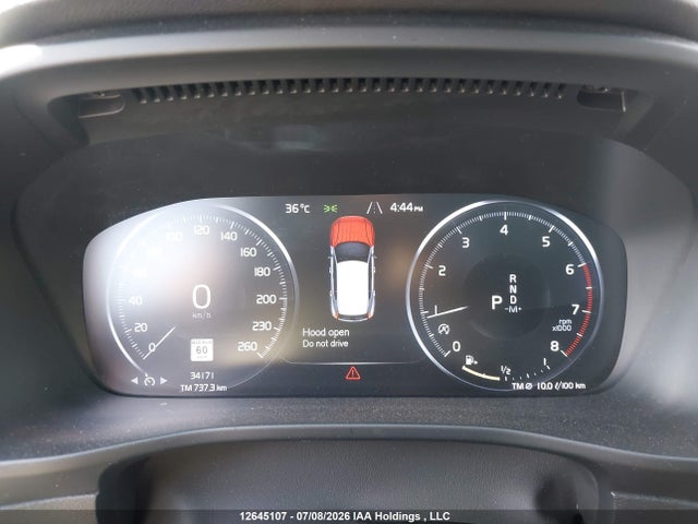 YV4162UM1M2516726 Volvo Xc40 T5 R-design