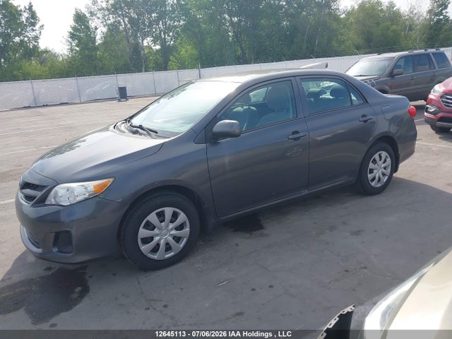 2013 Toyota Corolla S/le მანქანა იყიდება აუქციონზე, vin: 2T1BU4EE2DC945262, აუქციონის ნომერი: 12645113
