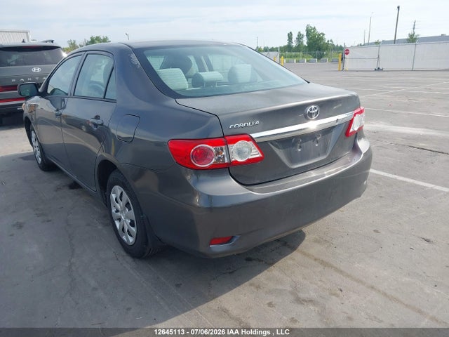 2013 Toyota Corolla S/le მანქანა იყიდება აუქციონზე, vin: 2T1BU4EE2DC945262, აუქციონის ნომერი: 12645113